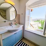 Lejlighed Village Charm With Pool At Skarinou